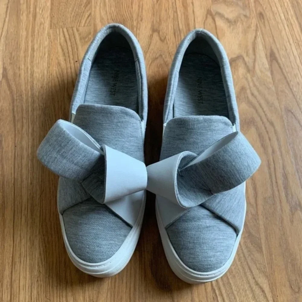Nine West Gray Slip On Fabric Casual Bow Sneakers Odienella Size 10.5 - Picture 1 of 11